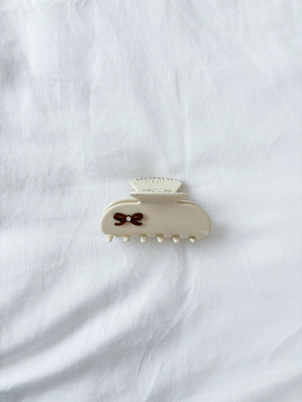 Charm Clip in Vanilla Bow